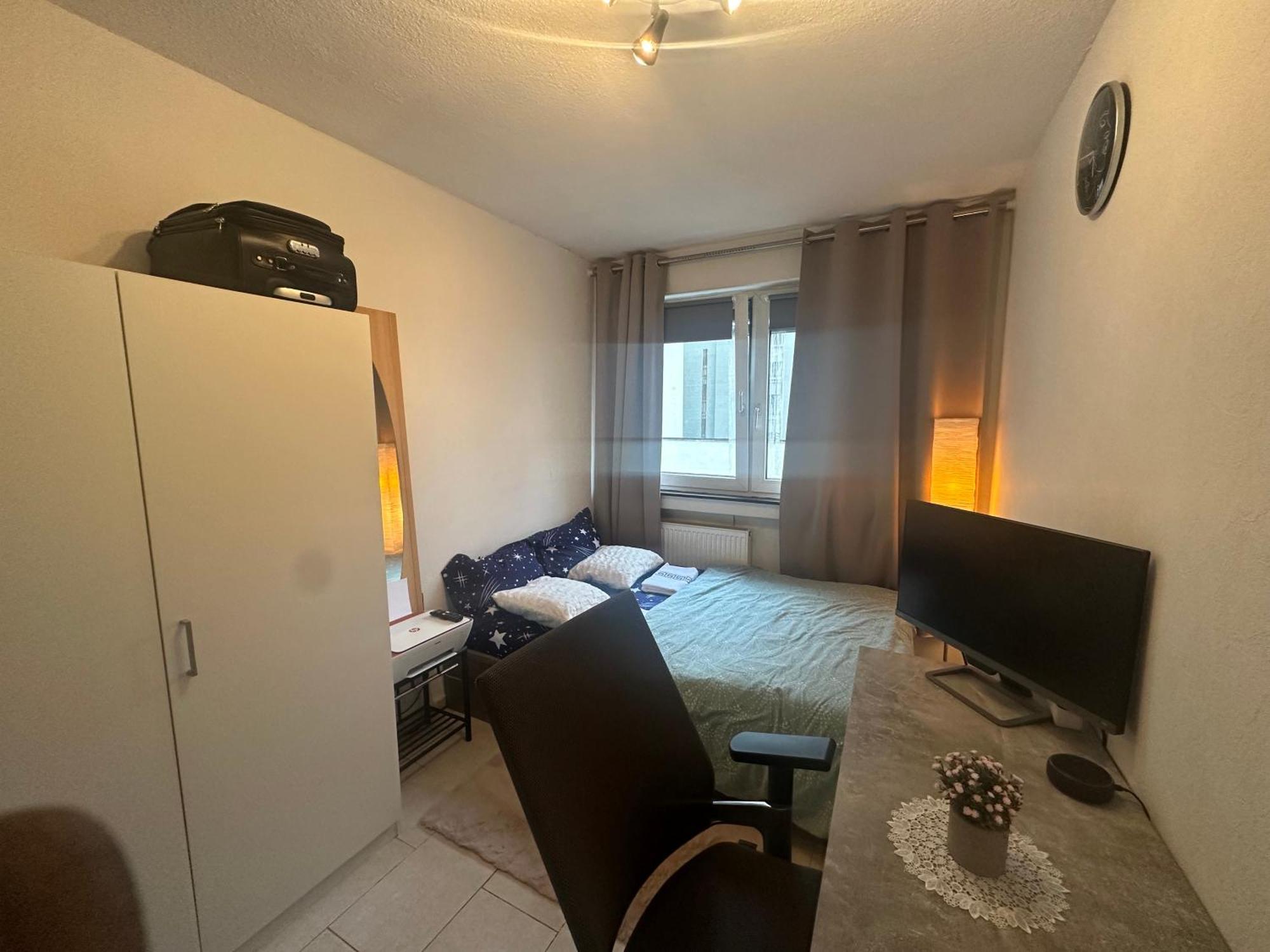 Modernes Und Stilvolles Mit Grosser Terrasse Neben Dem Bahnhof Homestay Giessen
