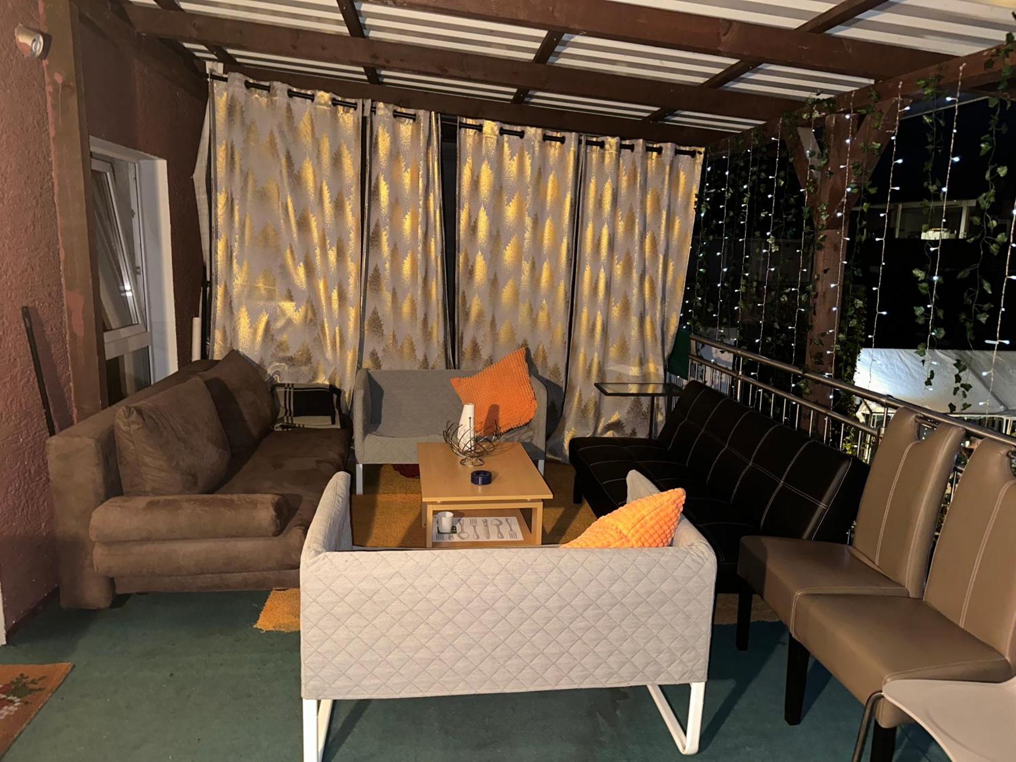 Privat bolig Modernes Und Stilvolles Mit Grosser Terrasse Neben Dem Bahnhof